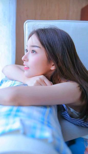 善良的女秘书的目的