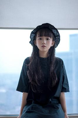 春潮烂漫海棠红